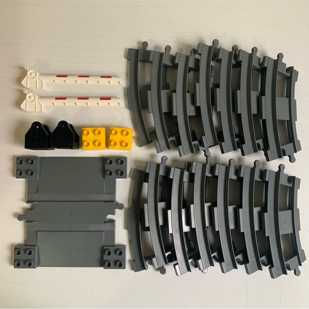Lego Duplo Dark Gray Train Track Lot - 14 Curved, Ramp, Crossing Gate Crossbar